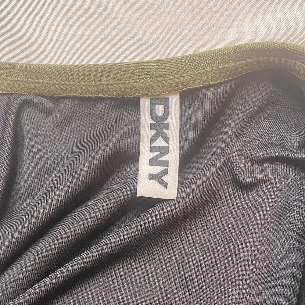 DKNY Women’s Olive Green‎ One Piece Swimsuit Size XXL - Picture 2 of 8